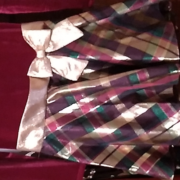 GIRL'S DRESS - Picture 2 of 4